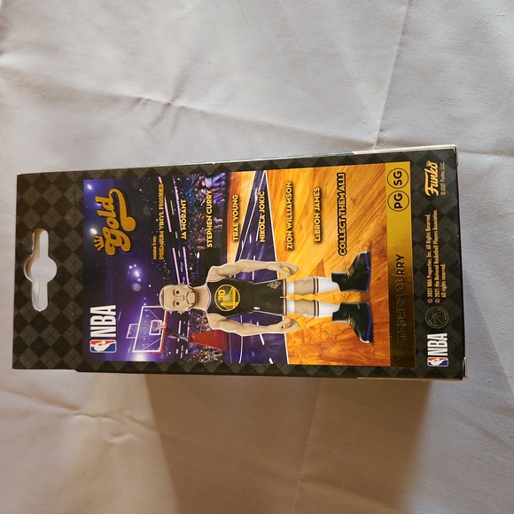 Stephen Curry Gold Funko Pop! New - Picture 2 of 2